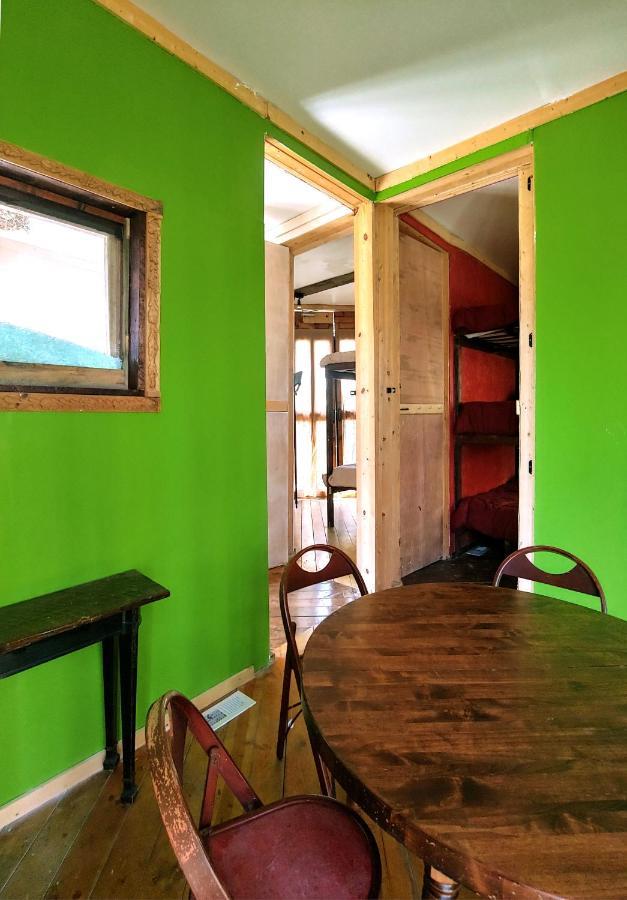 Lost River Hostel French Lick Buitenkant foto